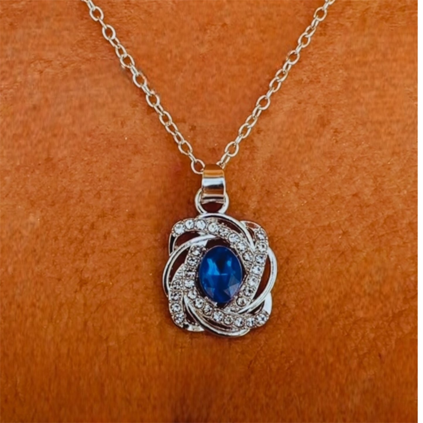 Iliad Necklace Silver Tone